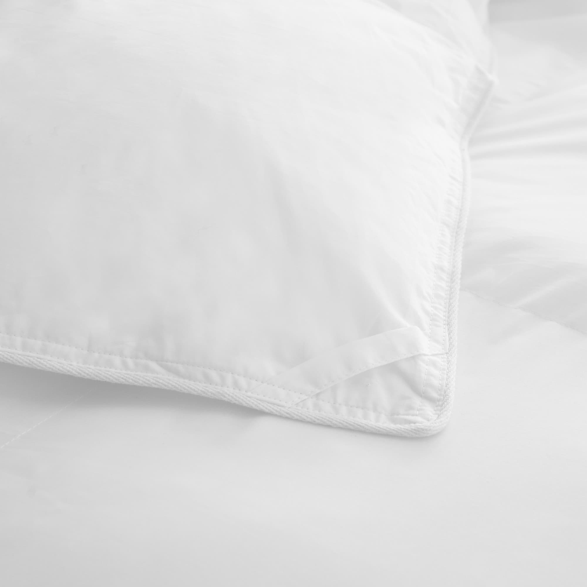 Down Alternative Micro Fiber Filled Comforter gots & fairtrade certified with nature-inspired artwork - product view 3