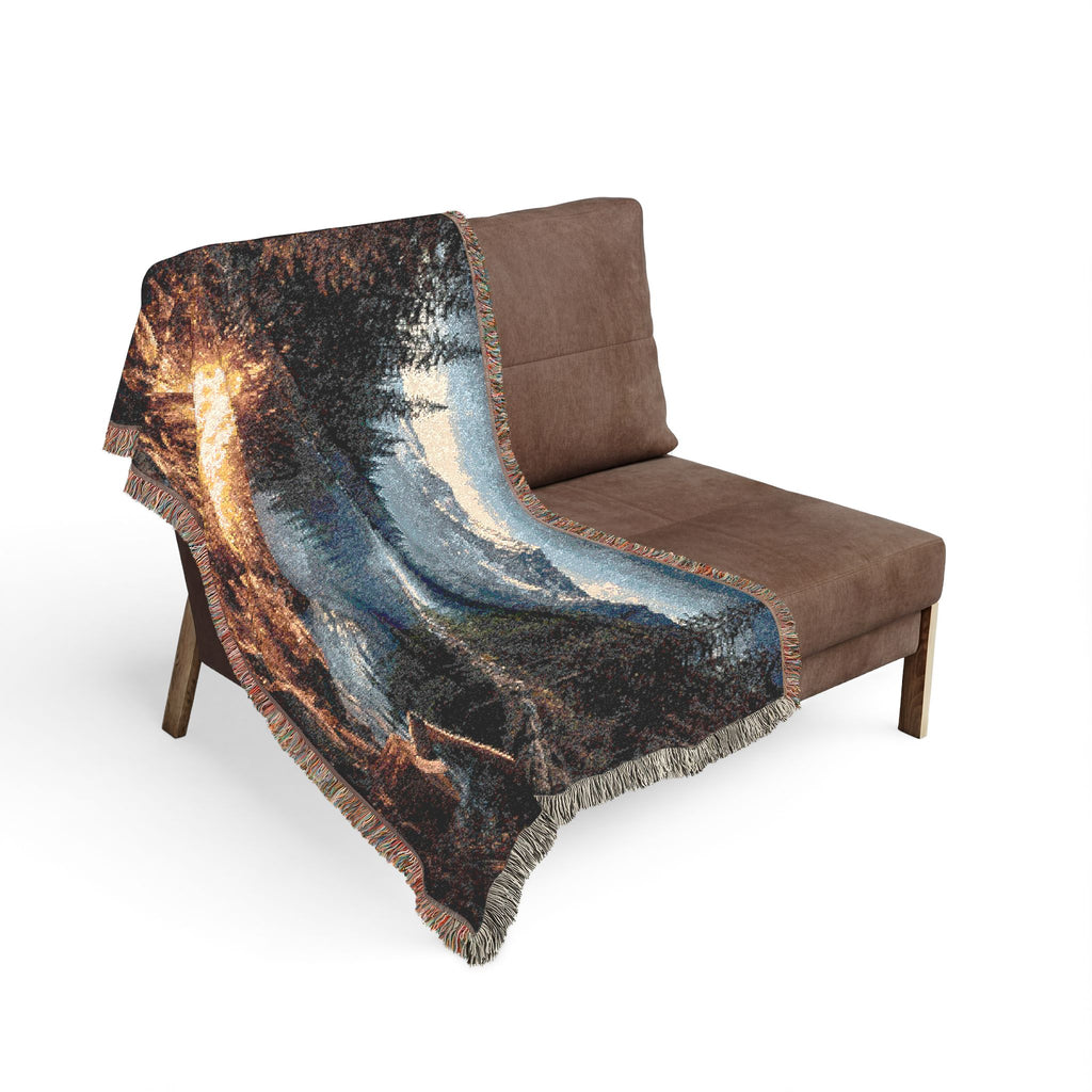 Mountain Campfire Woven Blanket — Cozy Lakeside Cabin Throw