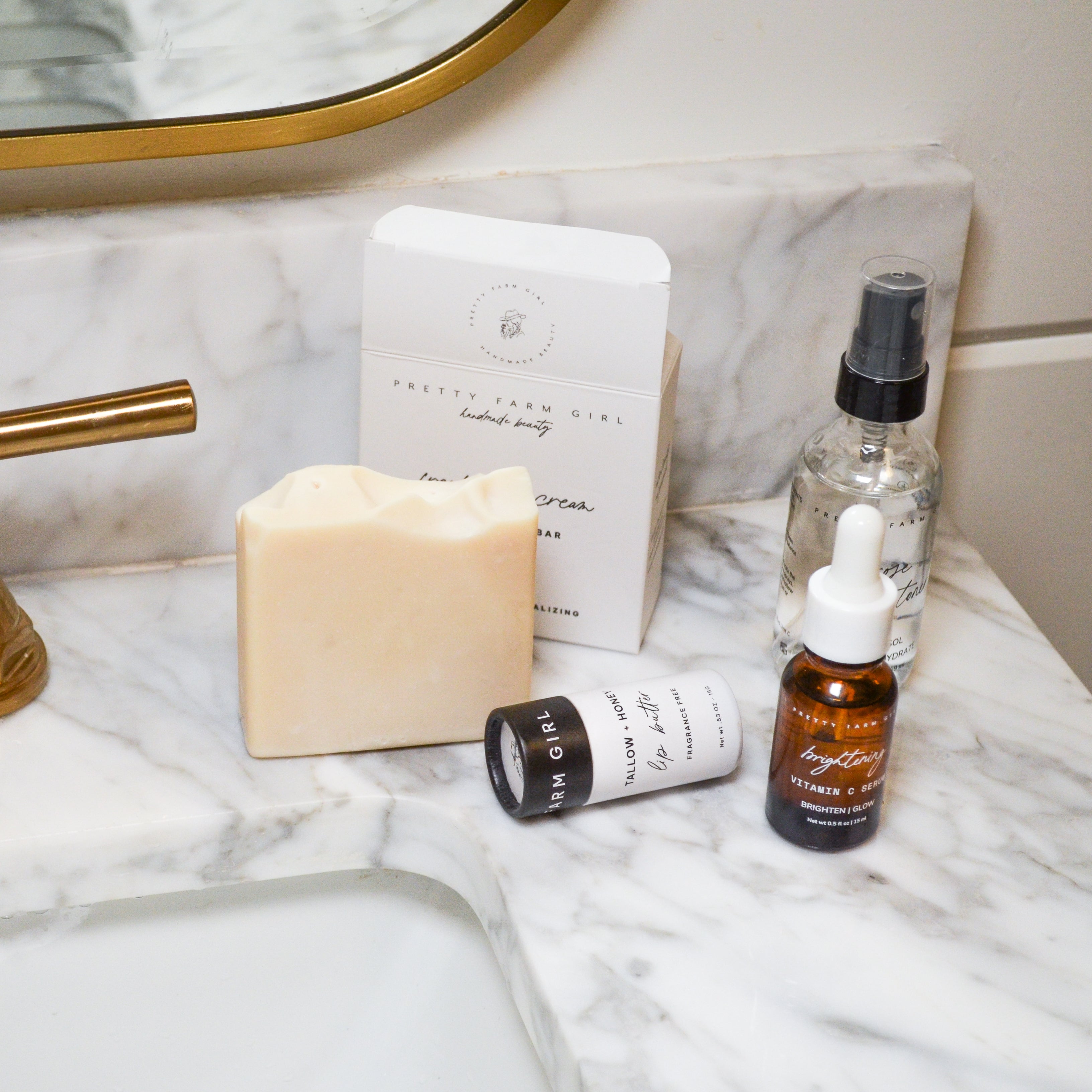 Rooted and Ready: face kit with nature-inspired artwork - product view 3