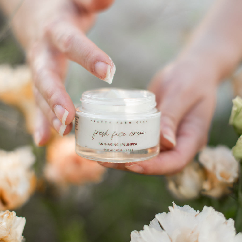 Radiance Glow Kit health & beauty with nature-inspired artwork - product view 3