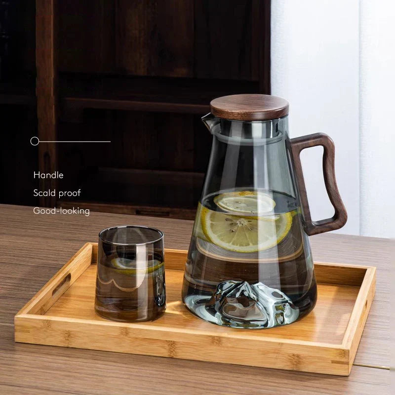 Decorbites™ Cold Water Jug uncategorized / needs cleanup with nature-inspired artwork