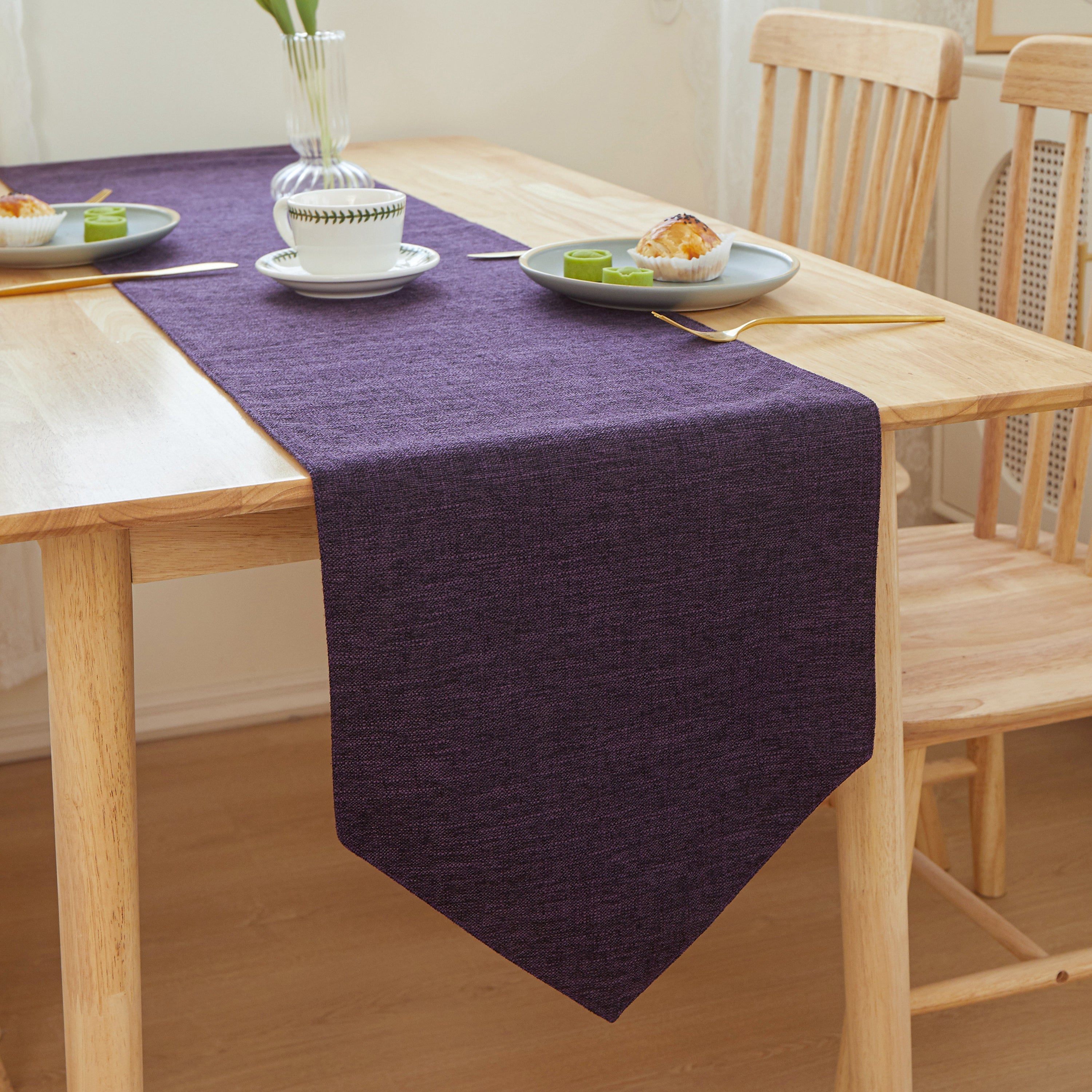 Trt Table Cloth Triangle Edges 12" W X 71" L trt with nature-inspired artwork - product view 20
