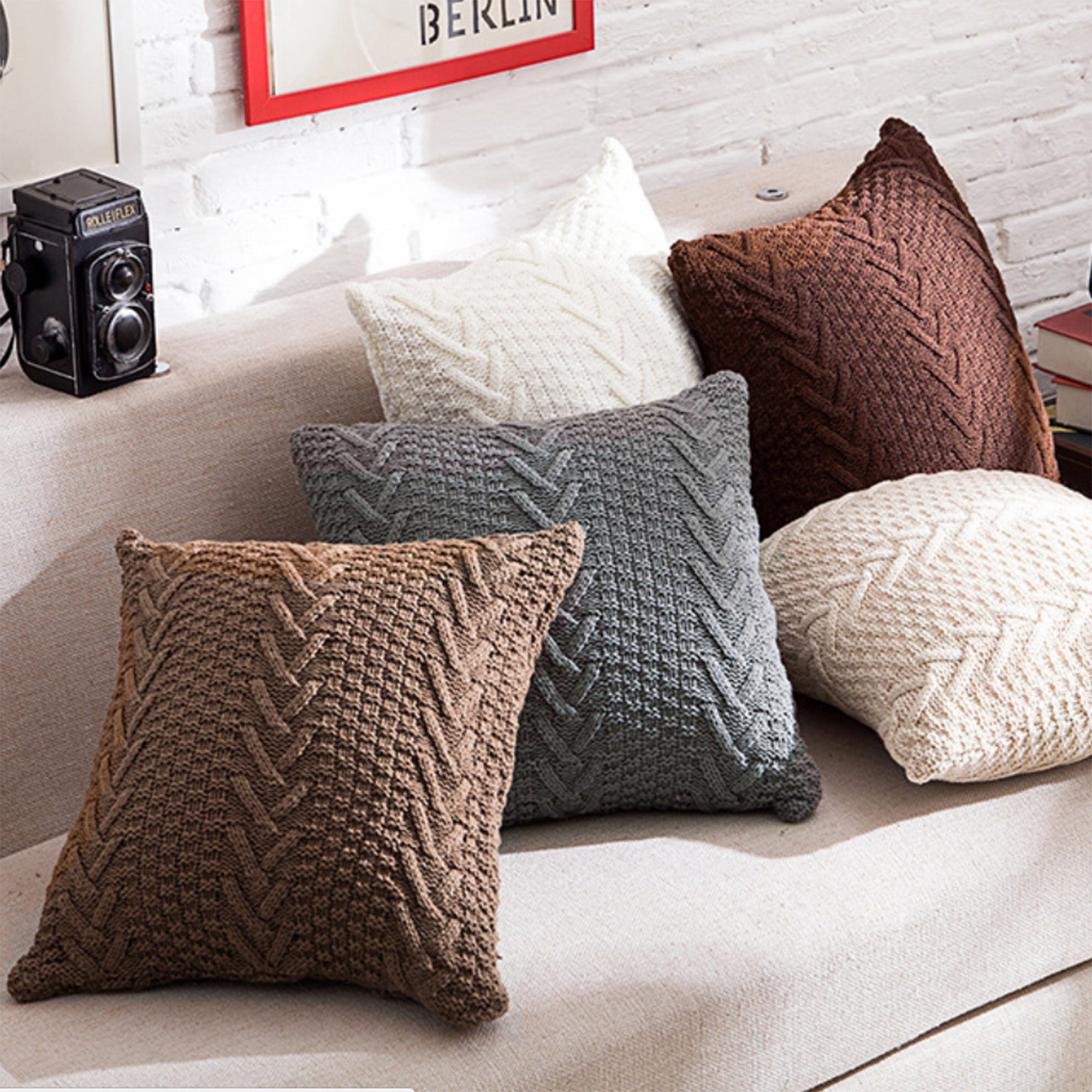 Set of 2 Beautiful Combination Pillow Covers and Inserts Mixed pillow cover with nature-inspired artwork - product view 10